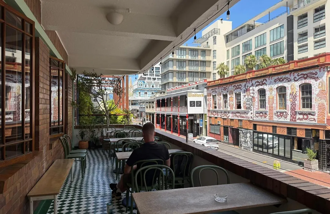 Long Street Backpackers (Adults Only)-1